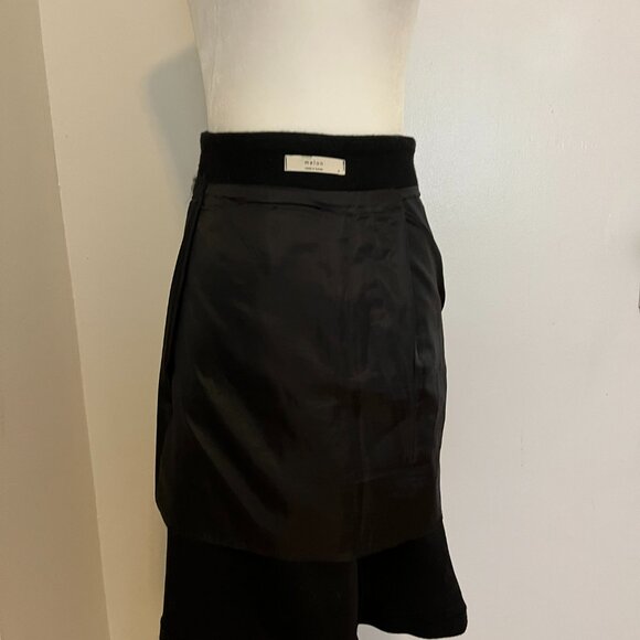 Classic 80% Wool Black Hand-Made A-Line Skirt – Timeless Investment Piece - Picture 7 of 10